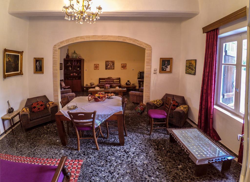 Venezian Castle House Apartamento Kíssamos Exterior foto