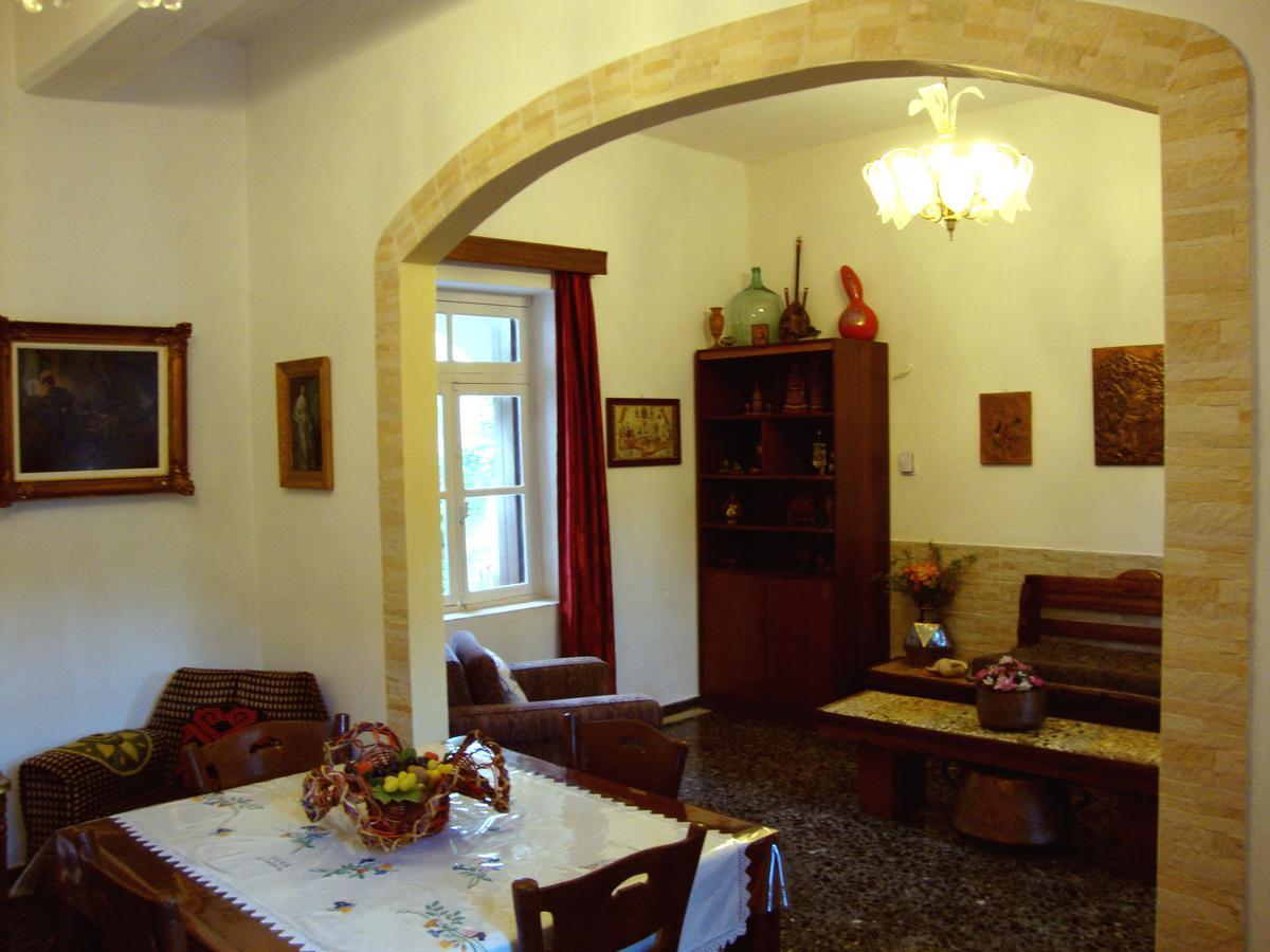 Venezian Castle House Apartamento Kíssamos Exterior foto